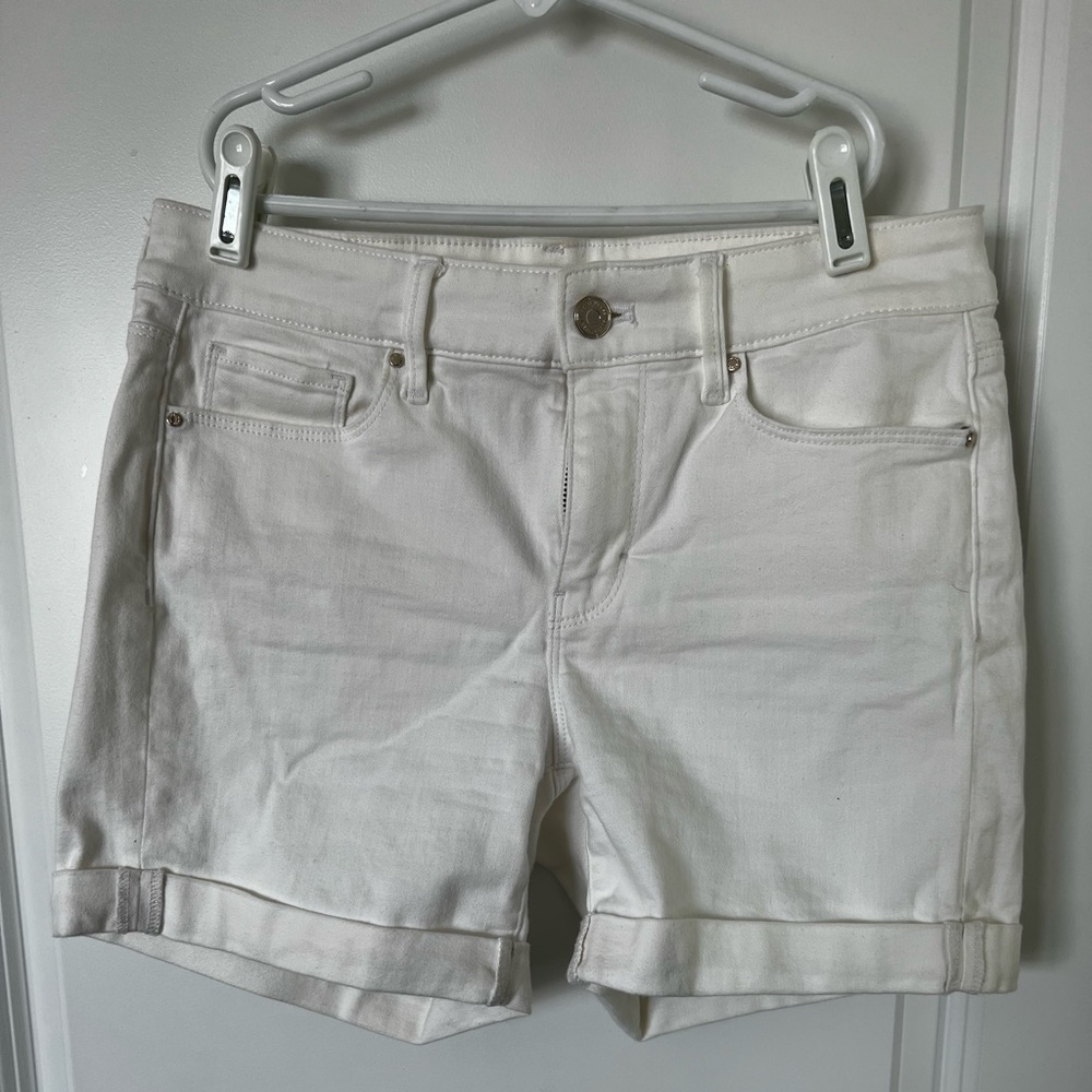 White House Black Market, sz2, stretch shorts (faux denim appearance),LIKE NEW